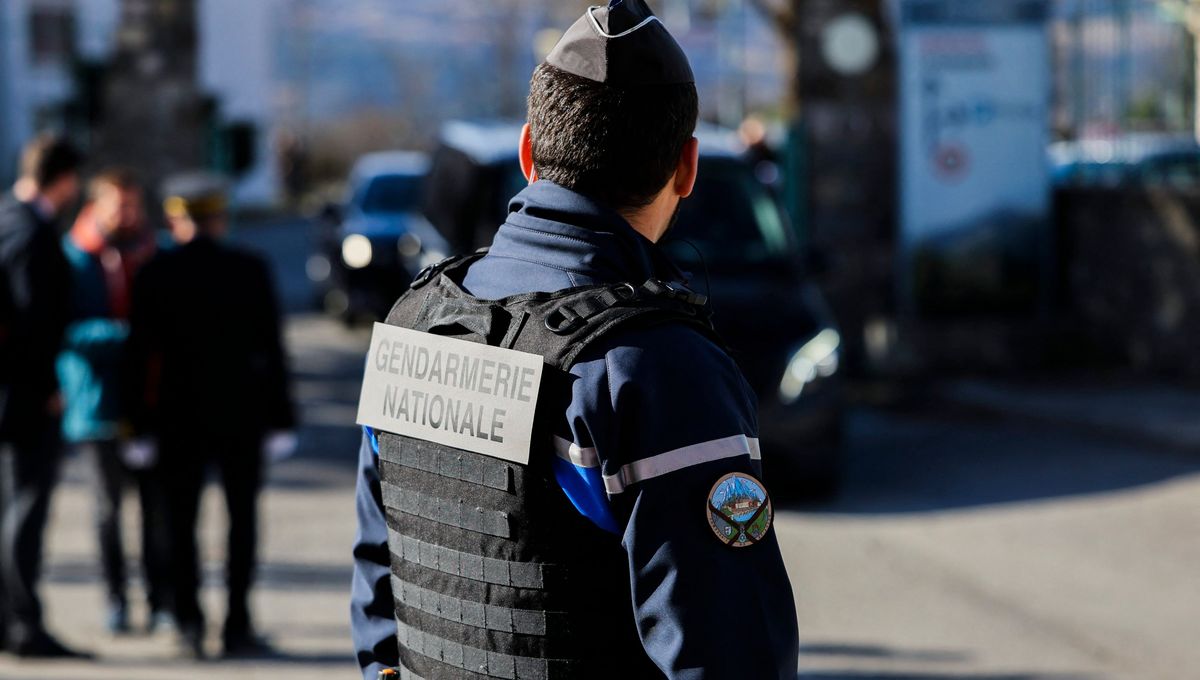 Celebration Ends in Tragedy: Gérardmer Man Dies After Balcony Fall